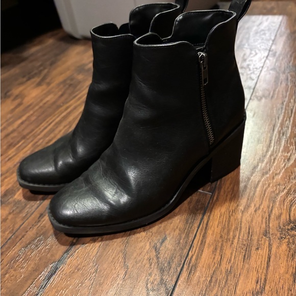 Boot bundle - Picture 4 of 8